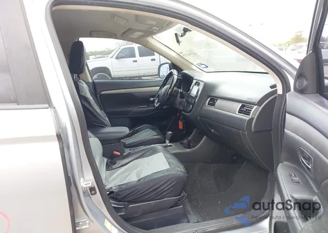 2016 Mitsubishi Outlander Se из США, поврежденный, VIN JA4AD3A34GZ016561